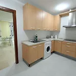 Ng La Salle - Apartment